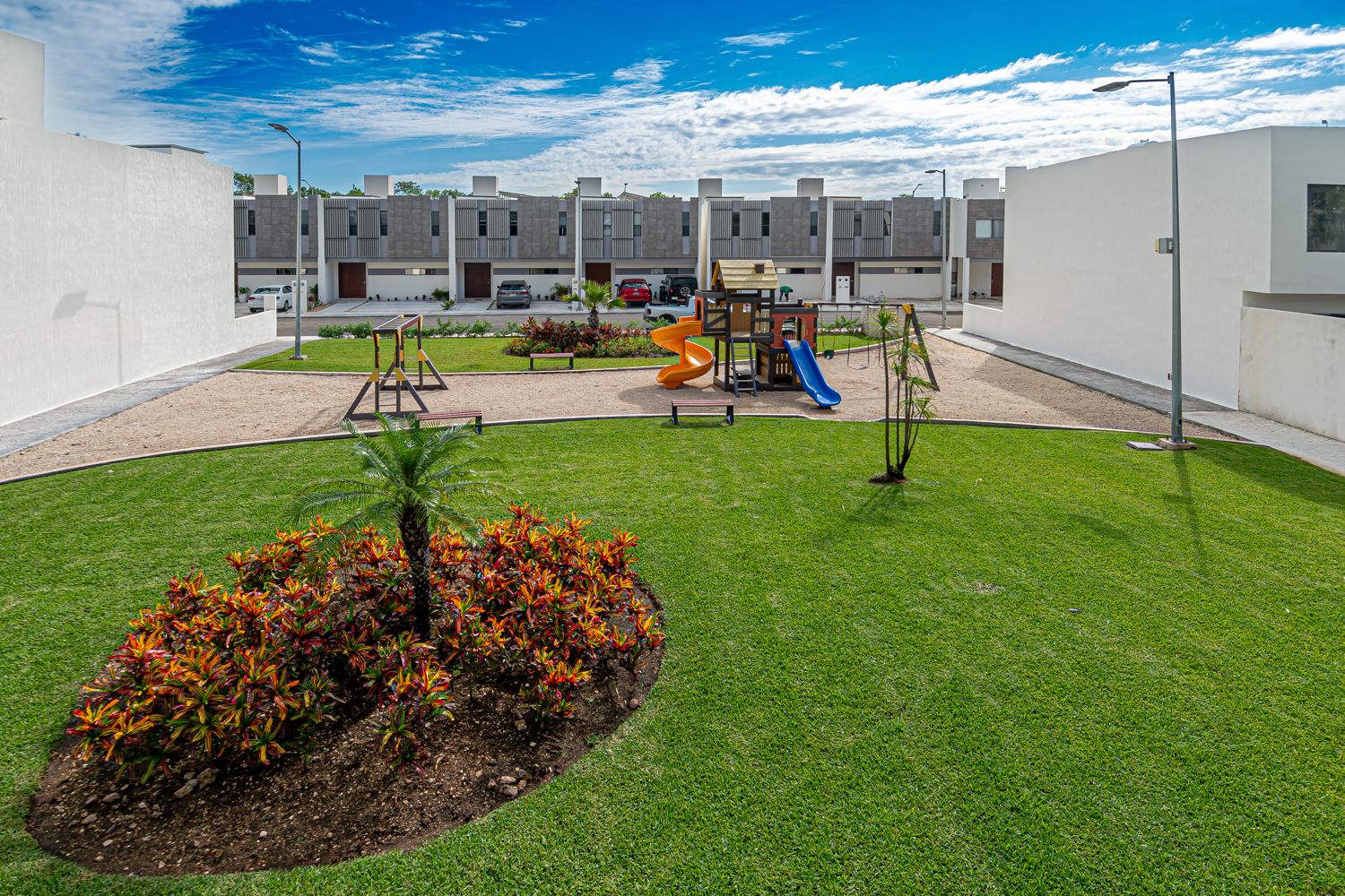Palapa y terraza pergolada